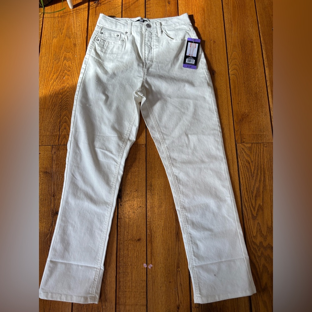 Frye Ivory High Rise Straight Jeans Size 27 NWT